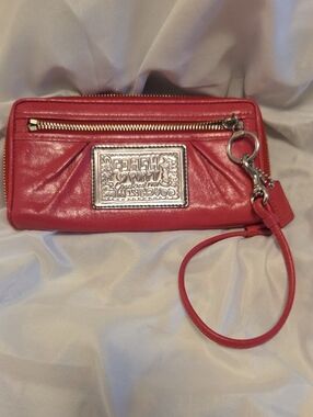 COACH Pink Leather Wristlet Clutch with Silver Logo Plaque